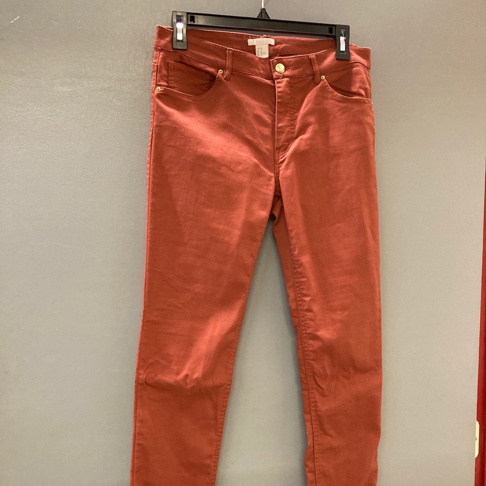 H&M Brand Salmon Colored Skinny Jeans size 10